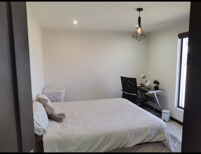 5 BEDROOM FREEHOLD FOR SALE IN BENONI ORCHARDS AH